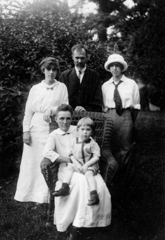 Charles Davenport and Family, circa 1920 Charles Davenport and Family, circa 1920