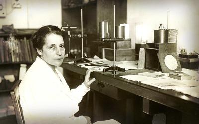 Meitner at work